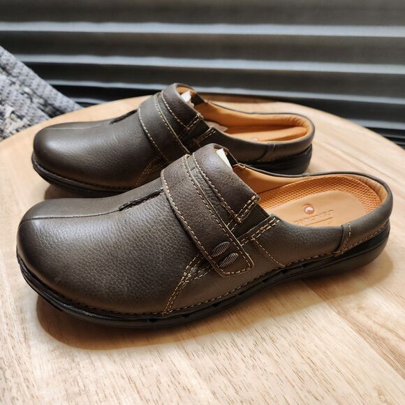 Clarks Un Loop Ease Clog – Women’s 6.5, Dark Olive Leather, Unworn - Picture 4 of 12